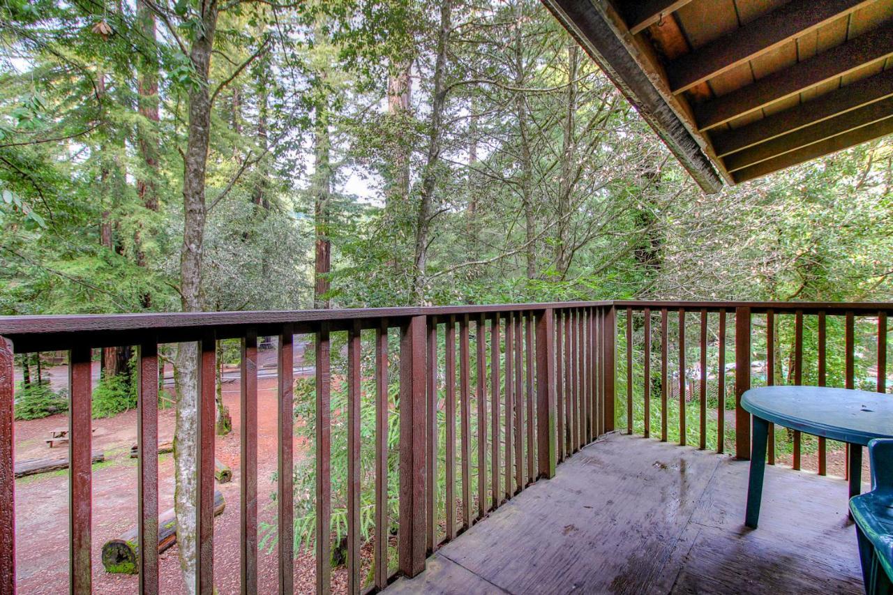 Redwoods River Resort & Campground Leggett Buitenkant foto