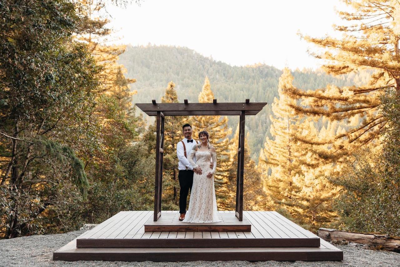 Redwoods River Resort & Campground Leggett Buitenkant foto