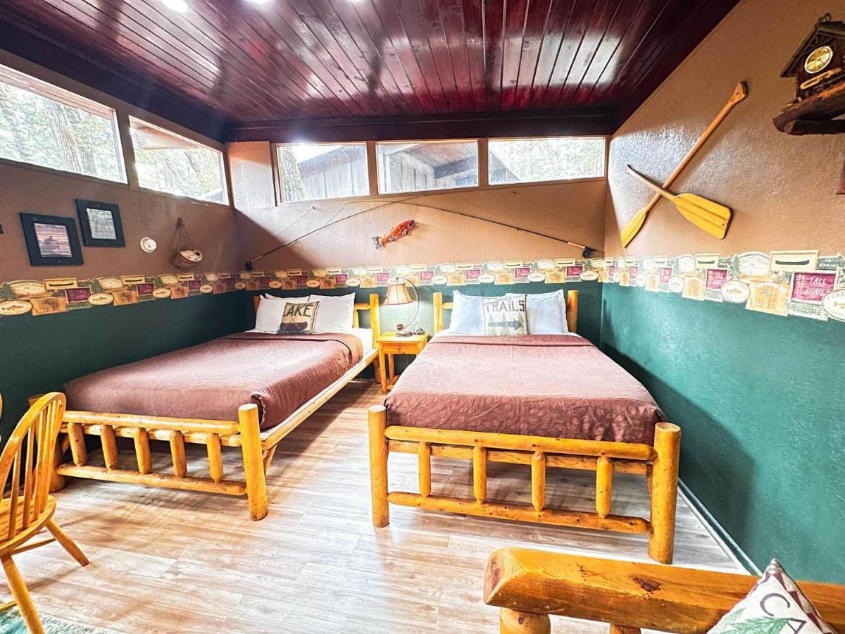 Redwoods River Resort & Campground Leggett Buitenkant foto